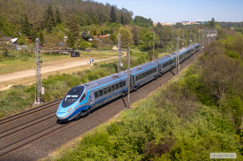 20260503-PKP-370-015_2026.05.03_Praha-Mestsky-okruh-50