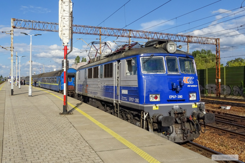 20250724-PKP-EP07-390_2025.07.24_Warszawa-Wschodnia-21-UZ-vgn